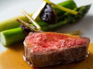 �R�[�X�f�B�i�[