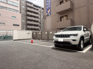 全6台駐車場完備。ご宿泊者様専用、事前にご予約必須となっております。