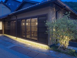 個室ダイニング「すいれん」夜
