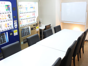 会議室(有料)としてもご利用頂けます。