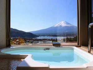 【ラビスタツイン】「富士山ビューバス」から時を忘れて「世界に誇る借景」をゆったりと愛でる。