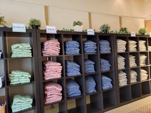 【部屋着について】当館はSDGsの一環としてフロント横に置いております。部屋置きはございません。