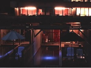 ★貸切風呂★プライベートプール付き貸切露天風呂(温泉水使用) /星空の下、非日常空間のナイトプール