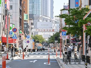 �v�����Z�X��ʂ�@��������̈��H�X����������ł���܂��@�z�e������k���O��