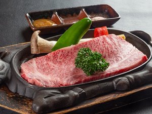 山形牛ステーキ