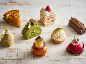 四季折々のケーキをお楽しみください。コーヒーラウンジ マウナケア(メインタワー2F)