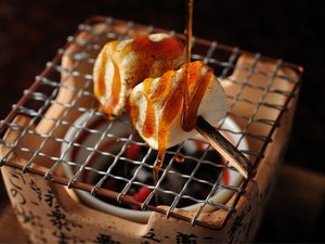 七輪を模した目にも楽しい甘味