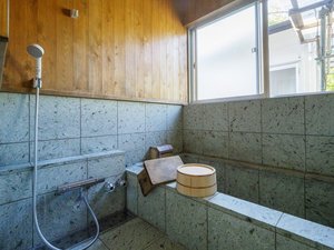 ときわ棟のお風呂は石風呂なんです♪