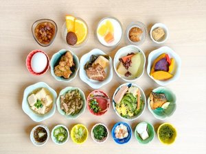 【朝食ブッフェメニュー一例】◆沖縄の恵みを感じる小鉢料理で、こだわりの和食ブッフェ。