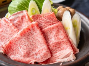 とろける旨み、湯気に満ちるおおいた和牛