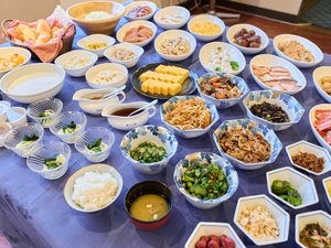 朝食
