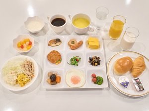 朝食