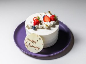 有料でケーキの手配も承ります。ご希望の場合はお知らせください。※宿泊4日前の12時までの受付