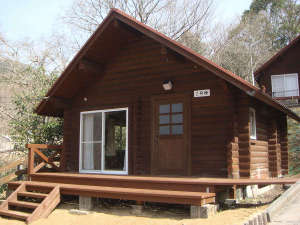 【近畿・関西／兵庫県の貸し別荘・コテージ・ログハウス】リフレッシュパーク市川