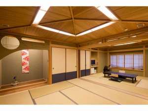 【もみじ】8畳2間で岩風呂付の特別室です