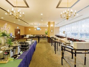 朝食会場