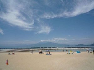 �y�āF�C�����z�u����T���r�[�`�v�ԂłR�O���I���ق����߁I�x�m�R�̌�����C������