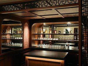 THE HOUSE�b�v���C�x�[�g�o�[�J�E���^�[�i2F�j
