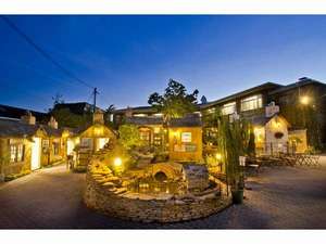 正面玄関から見たYUFUIN FLORAL VILLAGE