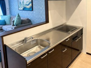 限定2部屋のロイヤルスイートに完備された広々キッチン♪ファミリーやグループ旅に大変喜ばれております♪