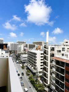 全室バルコニー付♪県庁や国際通り、モノレール駅にも徒歩圏内の好立地♪