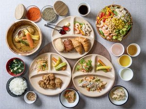 食べ残しゼロを目指して、追加の補充は少しずつ丁寧にご提供しております