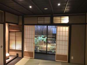 �y���s�{:�_���E���R�E�k������Ӂz��t �����܏�