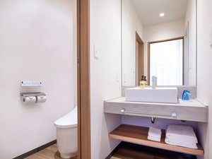 �p�m���}�c�C���E�g���v���i�e���X�t�j�@���ʑ�E�g�C��