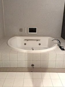 スイートルーム浴室