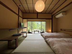 ƌ100̏h@Ȃ̑̎{ݎʐ^1