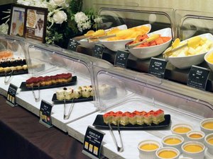 朝食(一例)朝から嬉しい一口サイズのスイーツ
