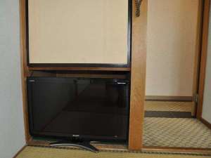 �q���ɂ���e���r