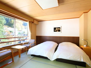 【客室】和風ツインルームのお部屋です。