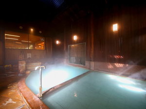 野沢の温泉は古くから美肌の湯と言われております。