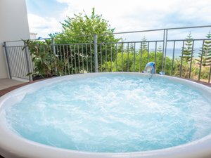 【ジャグジー】一年中楽しめる温水テラスジャグジーを全客室に完備