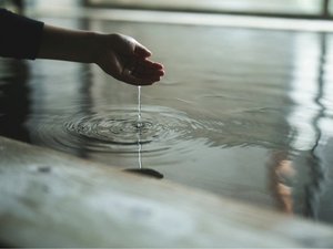 弱アルカリ性、全国でも希少なラドン泉質の「あしずり温泉」