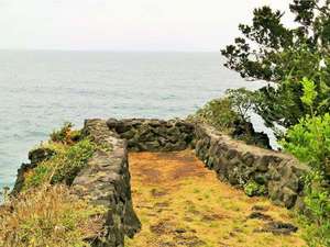 灯明台は城ケ崎海岸の景色を独り占めできる穴場スポット