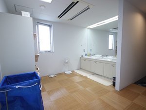 大浴場脱衣所