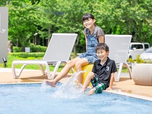 �y�^Aqua Terrace�z�󂢃v�[���Ȃ̂ŁA���𐅂ɓ���ė��񂾂�A�������Ɖ߂������Ԃł��B