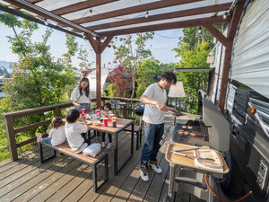 �yBBQ�C���[�W�z�g���[���[���Ńv���C�x�[�gBBQ�I���q�l�Ƃ킢�킢�y�����H�ׂĂ���������