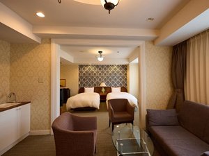 �y�։��z�X�C�[�g�c�C���m��
