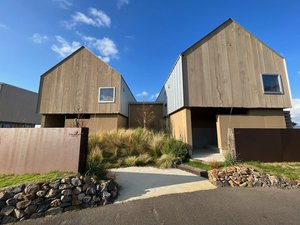 �y������:�v�c�E�l�c�E�Øa��zcottage nil�^noi