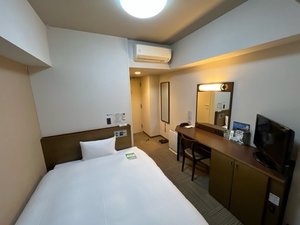 スタンダードシングル バス・トイレ付 全室無料インターネット回線完備