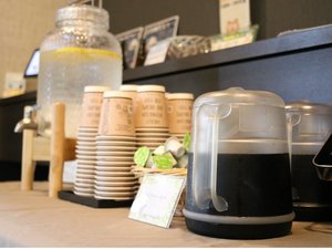 季節限定 ウェルカムドリンク アイスコーヒー レモン水