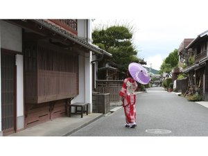 ・卯之町:懐かしい町並みが残る重要伝統的建造物群保存地区(車で約20分)