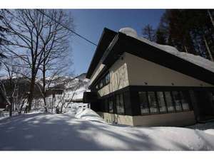 【長野県白馬・小谷エリアの貸し別荘・コテージ・ヴィラ・コンドミニアム・ログハウス】スカイパーク八方アパートメント