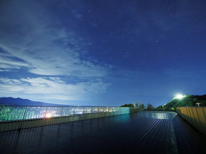 星が取れるテラス 夜
