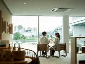 オールインクルーシブラウンジ