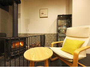 �y���r�[�z�����G�߂Ɋ������u�����Βg�F�v