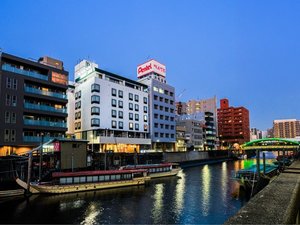 【外観】(川側)